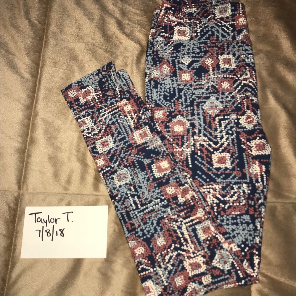 Lularoe OS leggings EUC